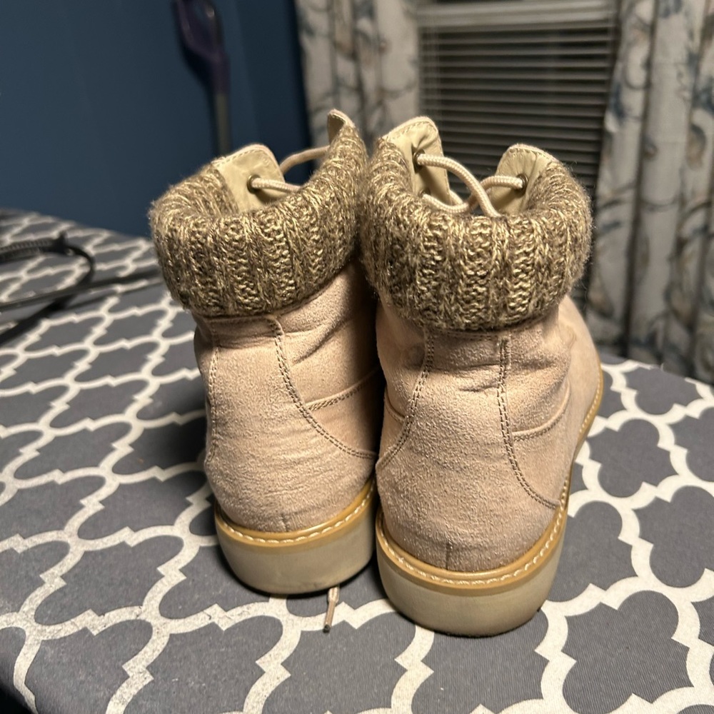 Women’s boots - Picture 3 of 4